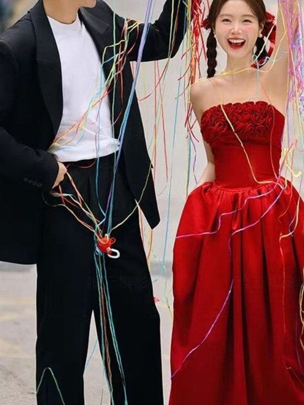 2025 New Red Bridesmaid Street - Photography Wedding recension och pris